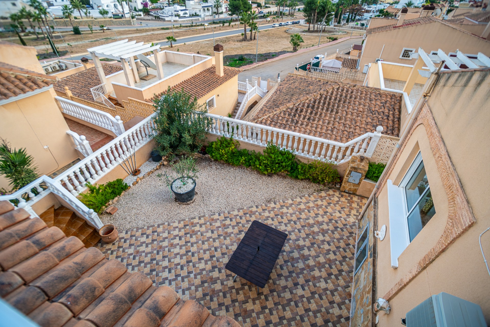 Resale - Villa -
San Miguel de Salinas - Inland