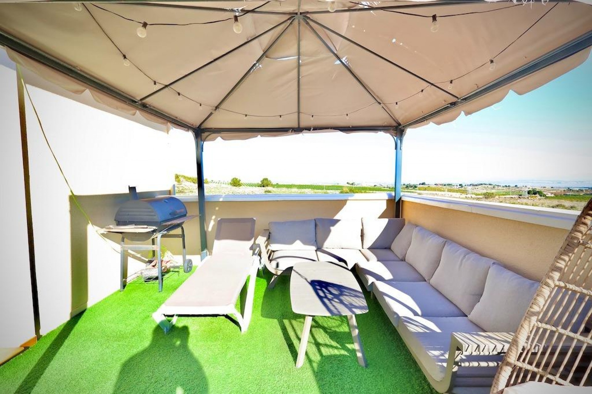 Resale - Villa -
San Miguel de Salinas - Inland