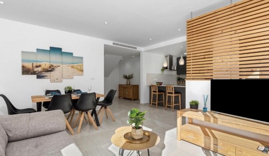 Resale - Villa -
San Miguel de Salinas - Inland