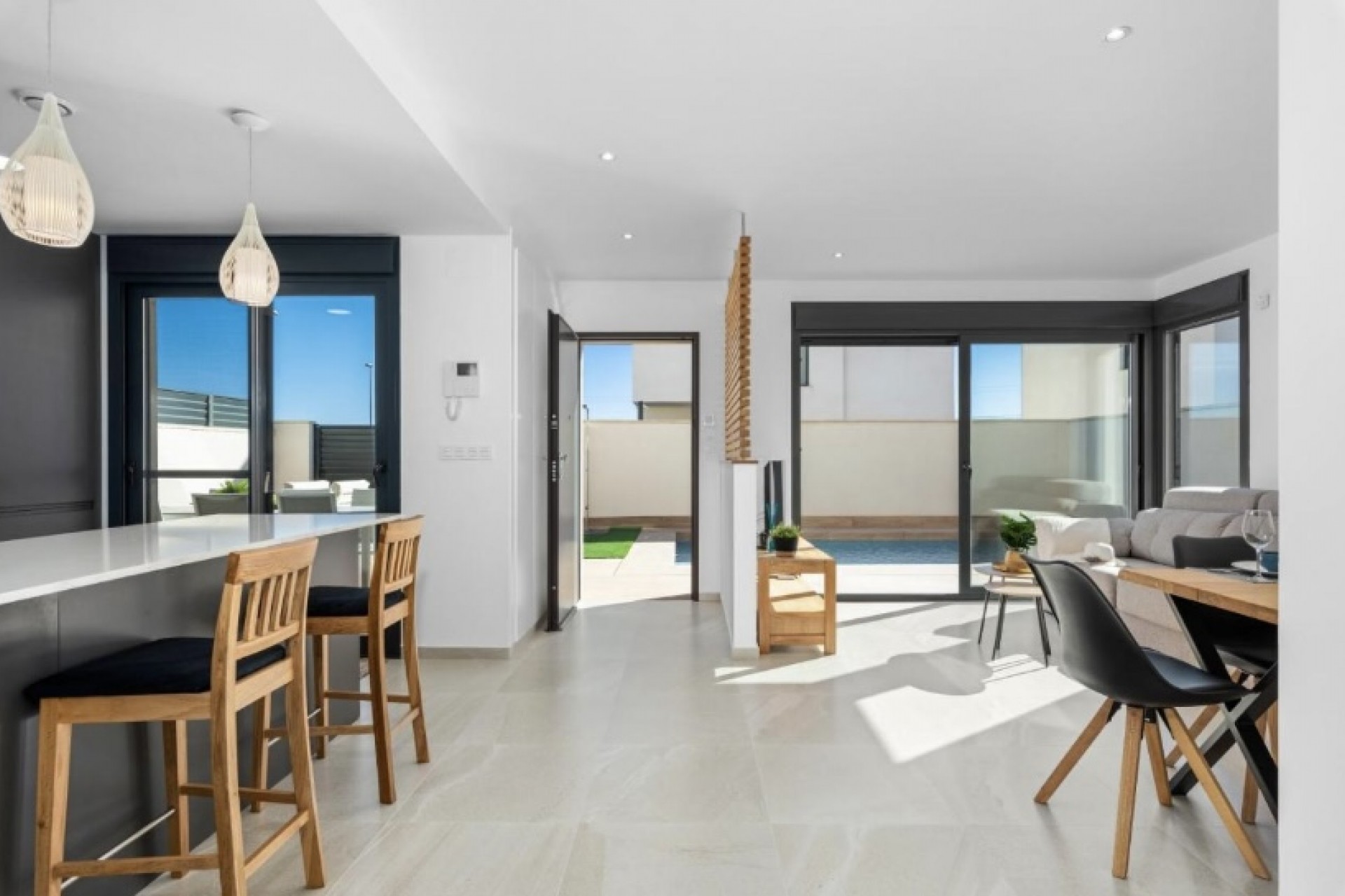 Resale - Villa -
San Miguel de Salinas - Inland