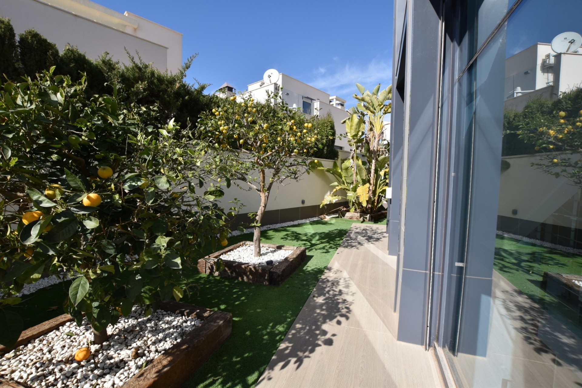 Resale - Villa -
San Miguel de Salinas - Inland