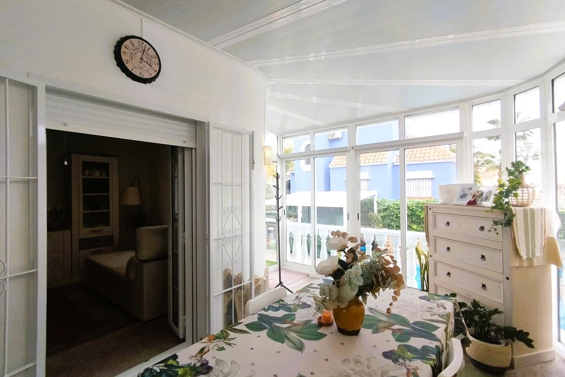 Resale - Villa -
San Miguel de Salinas - Inland