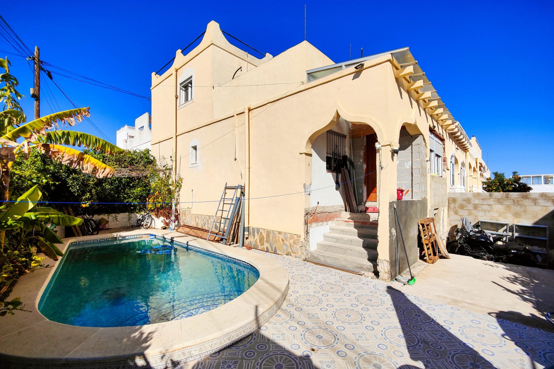 Resale - Villa -
San Miguel de Salinas - Inland