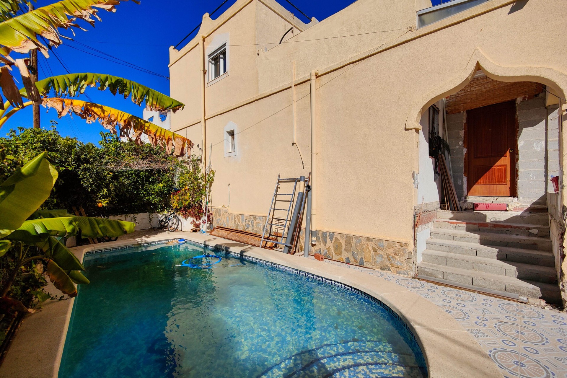 Resale - Villa -
San Miguel de Salinas - Inland