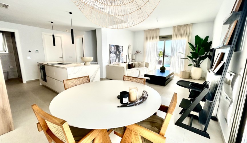 Resale - Villa -
San Miguel de Salinas - Inland