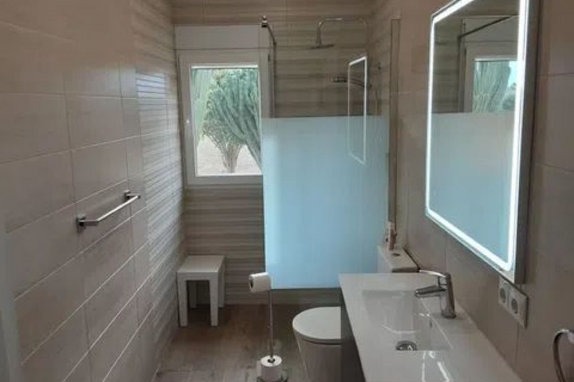 Resale - Villa -
San Miguel de Salinas - Inland