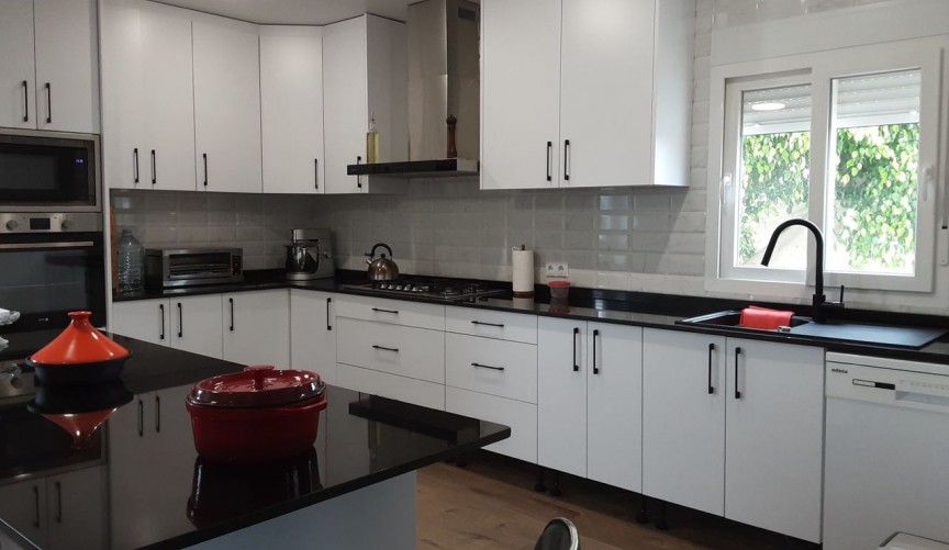 Resale - Villa -
San Miguel de Salinas - Inland