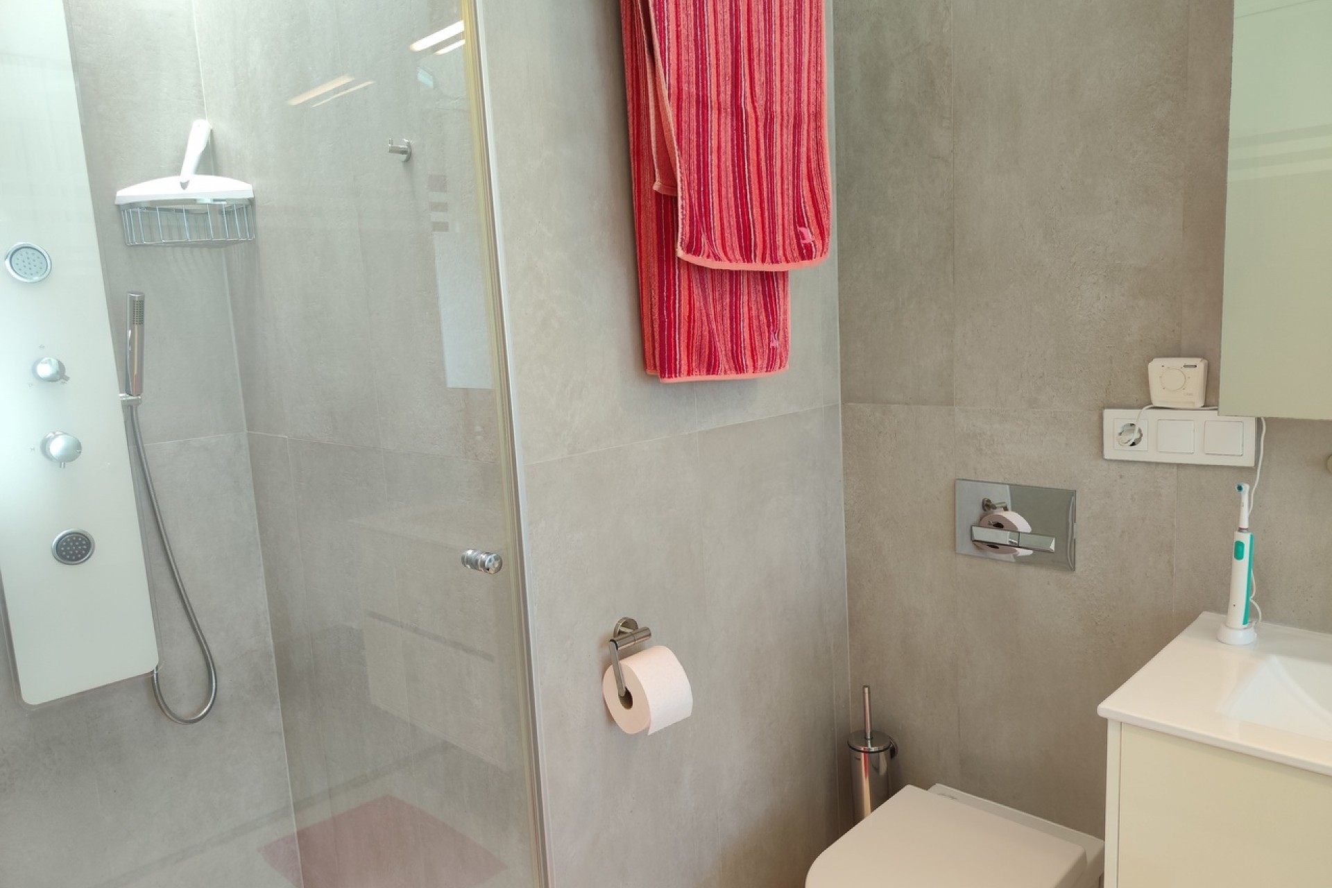 Resale - Villa -
San Miguel de Salinas - Inland