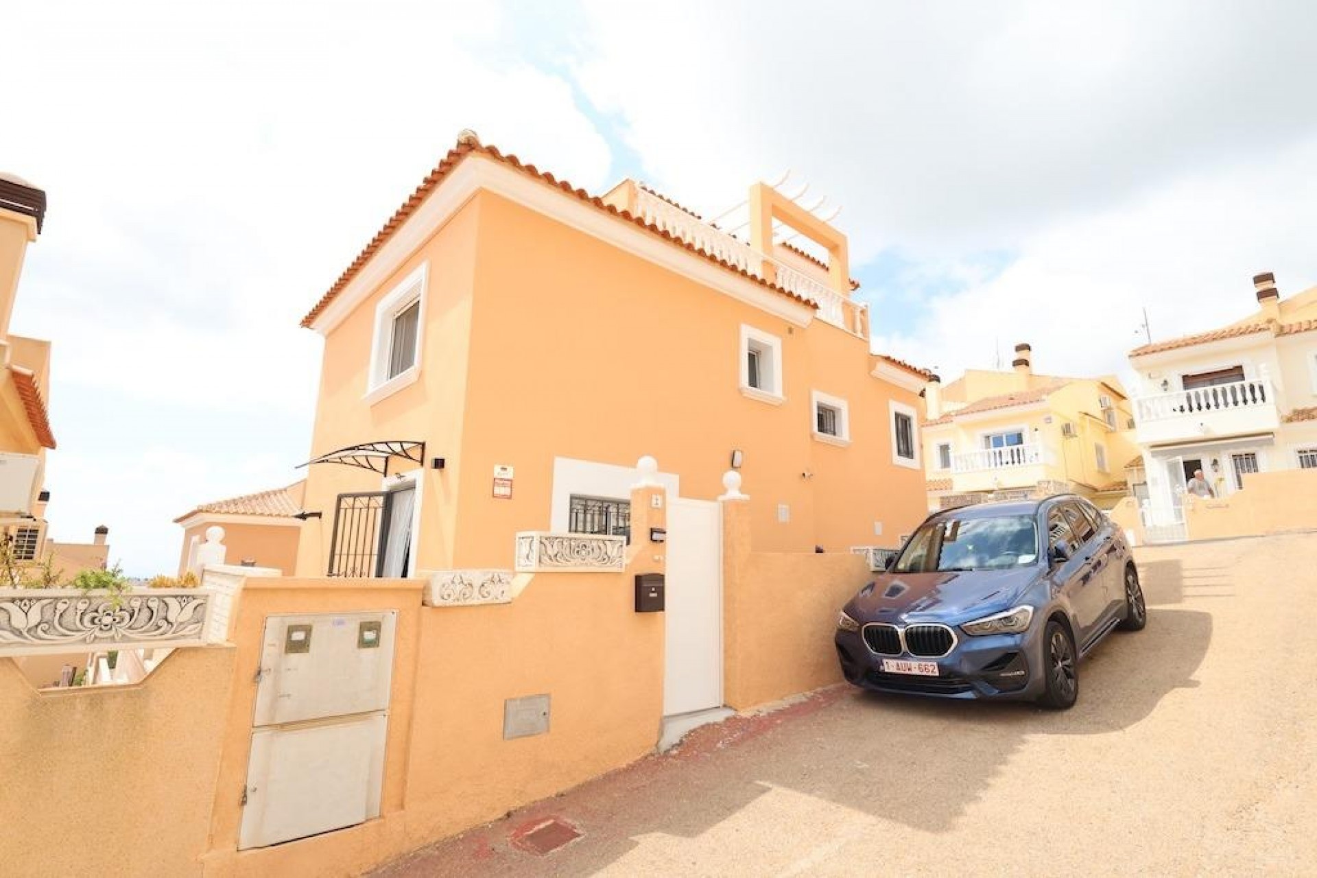 Resale - Villa -
San Miguel de Salinas - Inland