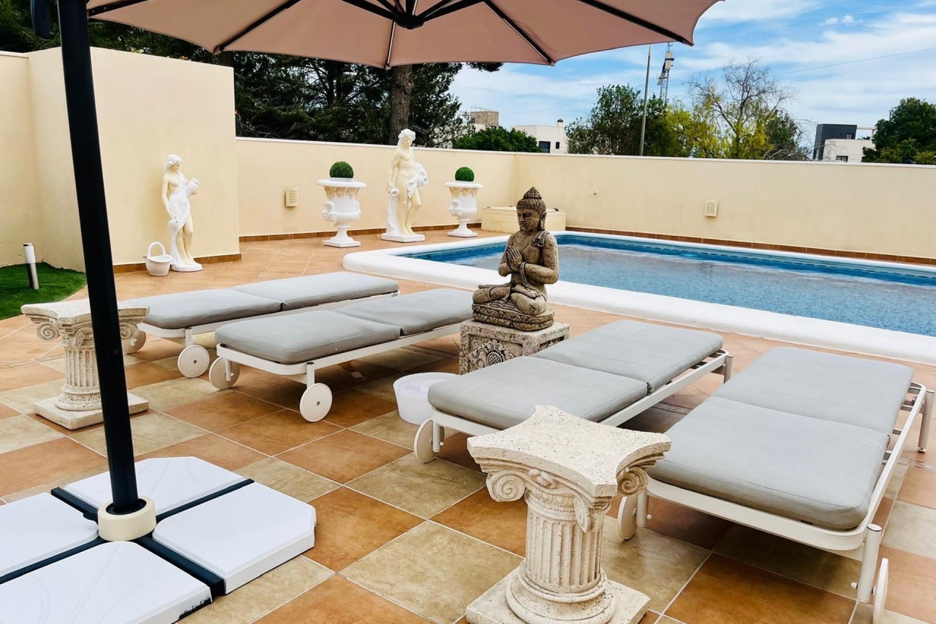 Resale - Villa -
San Miguel de Salinas - Inland