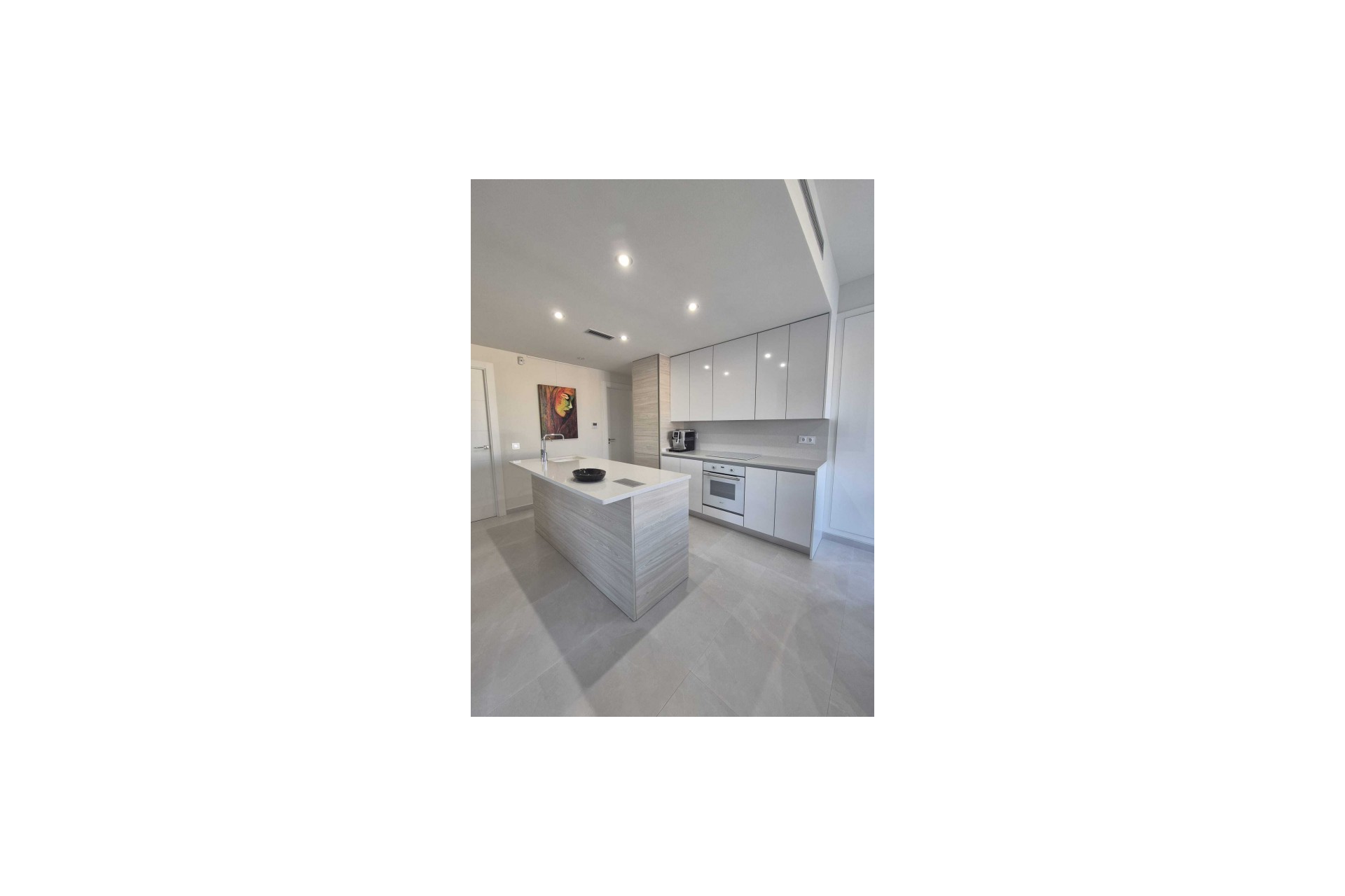 Resale - Villa -
San Miguel de Salinas - Inland