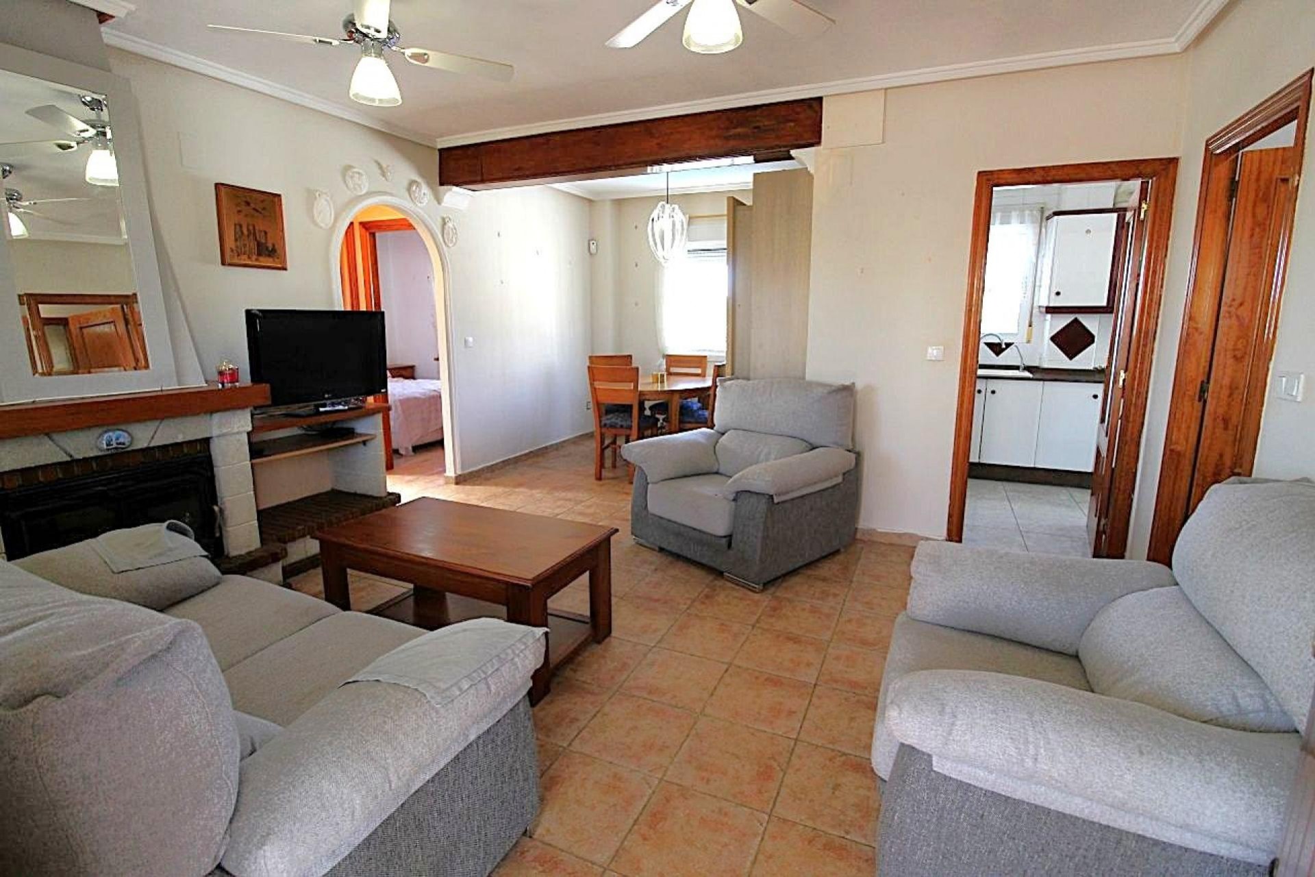 Resale - Villa -
San Miguel de Salinas - Inland
