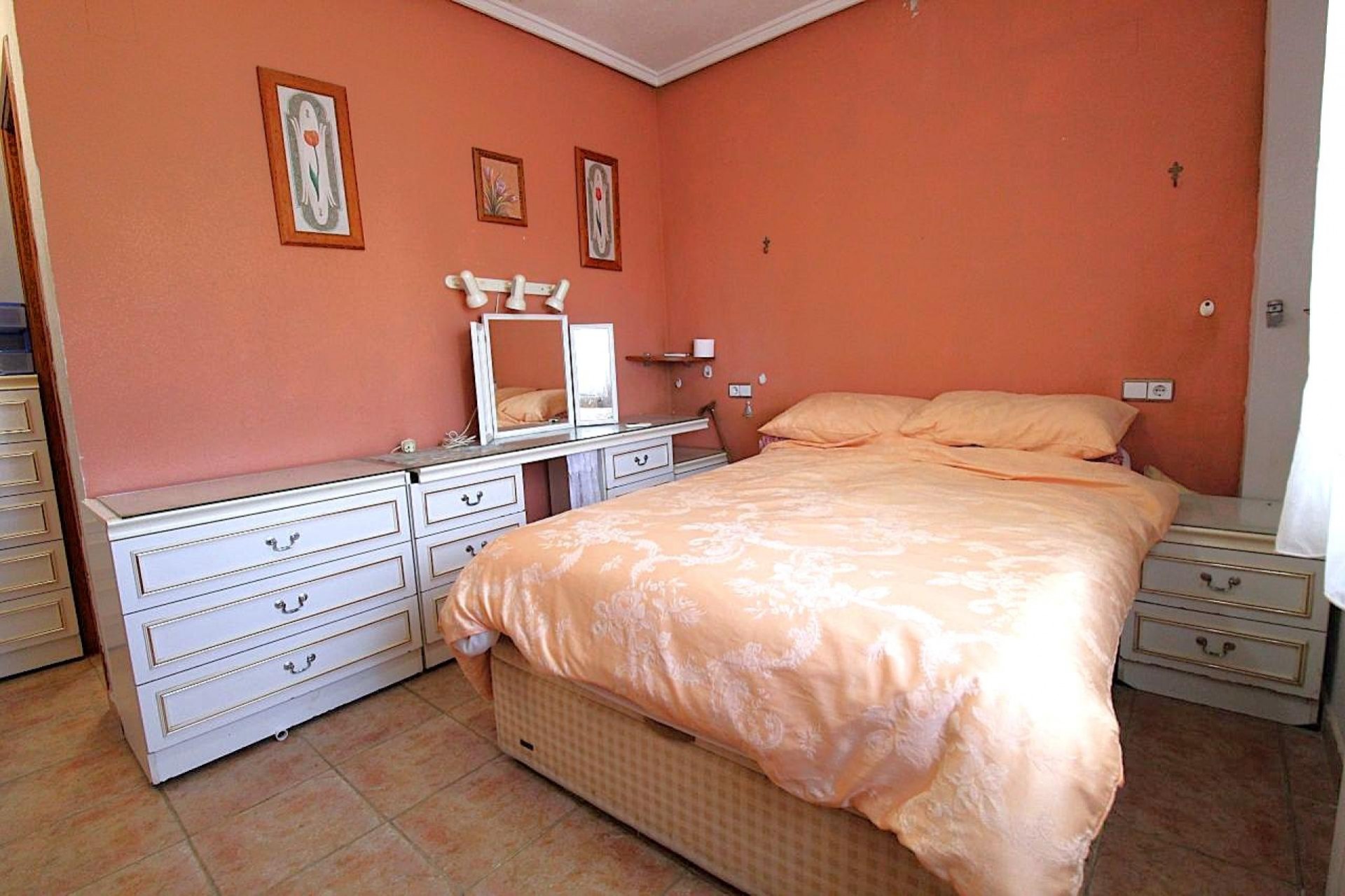 Resale - Villa -
San Miguel de Salinas - Inland