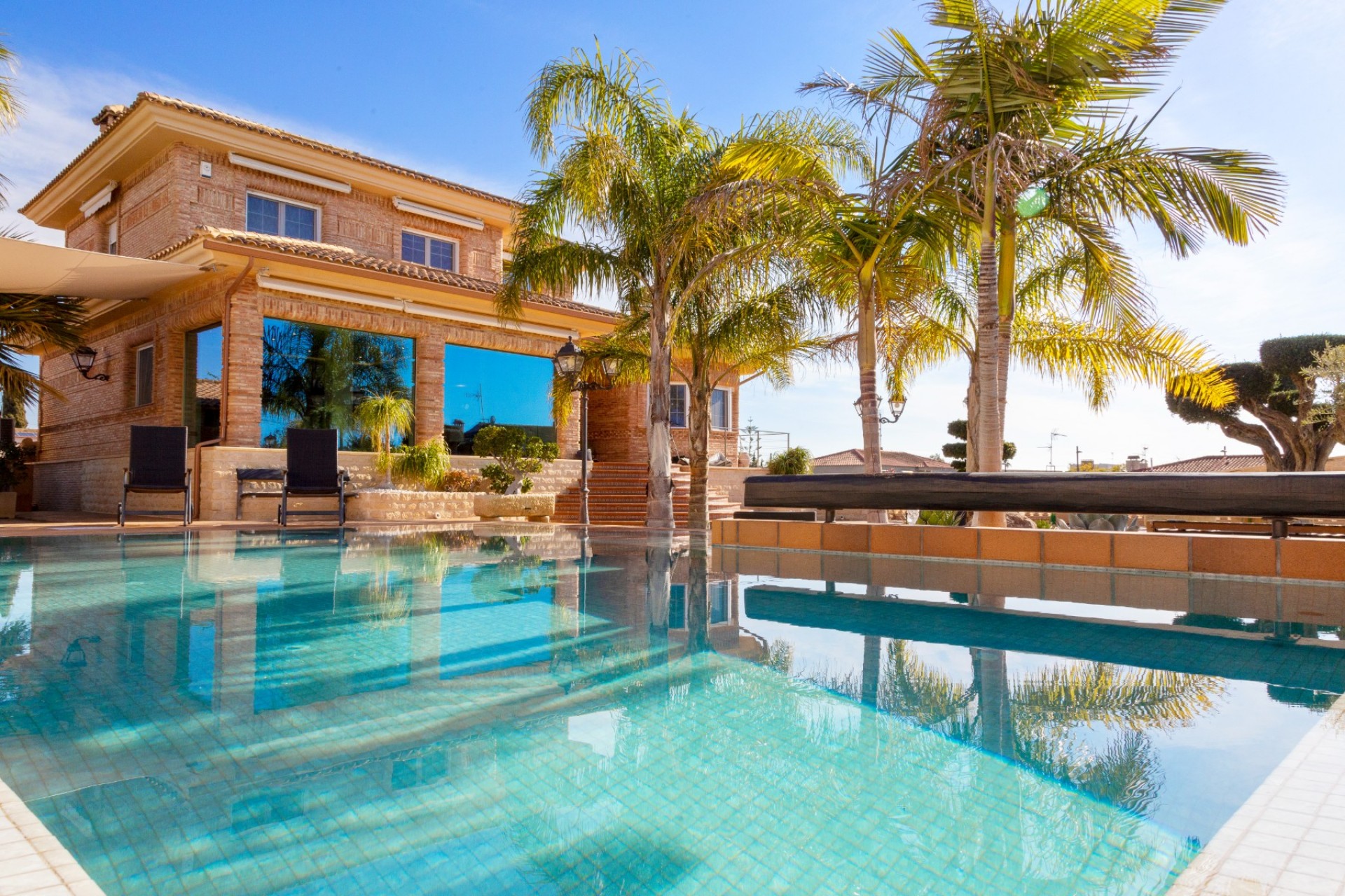 Resale - Villa -
San Vicente del Raspeig - Inland