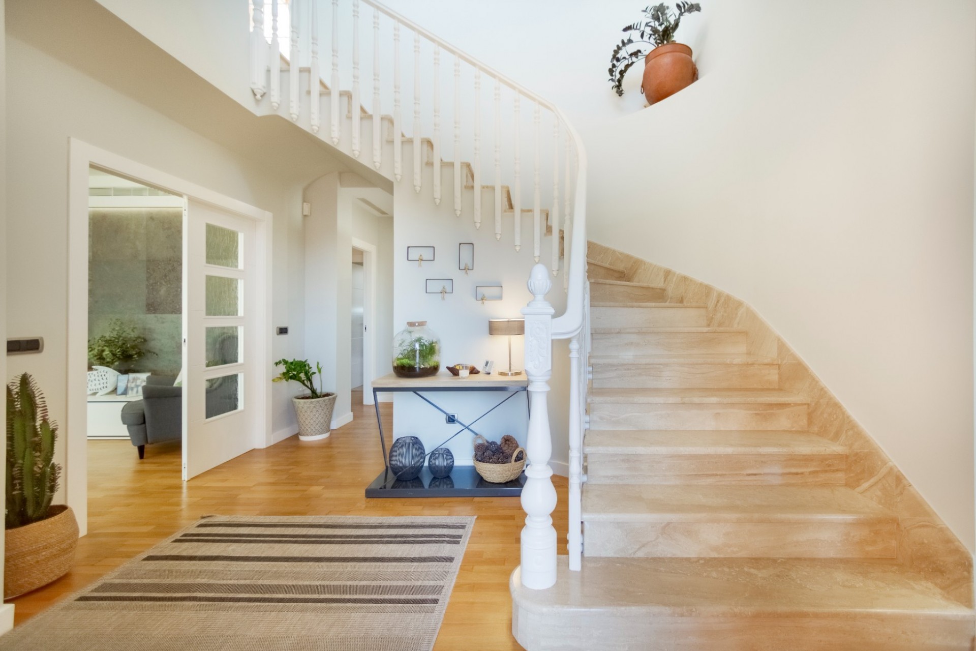 Resale - Villa -
San Vicente del Raspeig - Inland