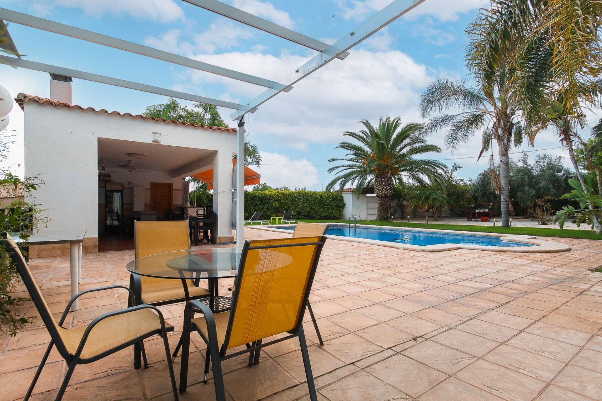 Resale - Villa -
San Vicente del Raspeig - Inland