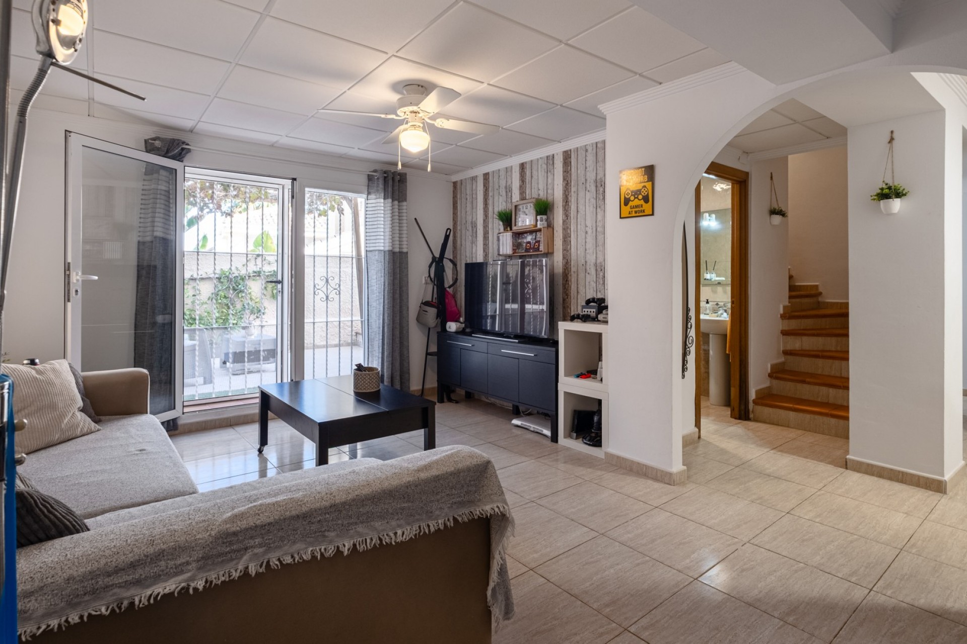 Resale - Villa -
Santa Pola - Costa Blanca