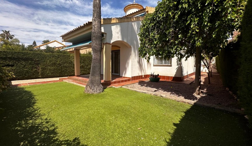 Resale - Villa -
Santiago de la Ribera - Costa Calida