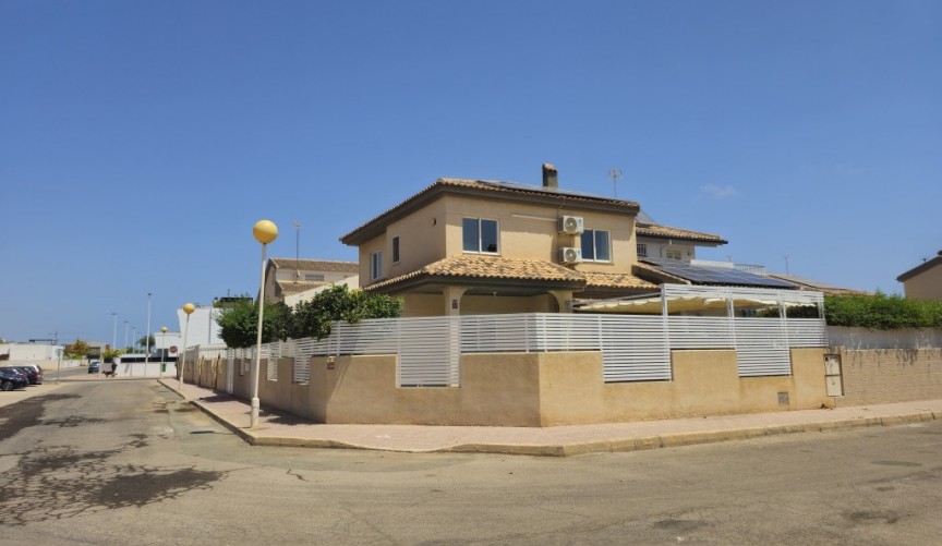 Resale - Villa -
Santiago de la Ribera - Costa Calida