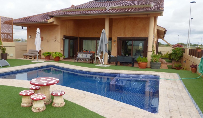 Resale - Villa -
Santiago de la Ribera - San Blas