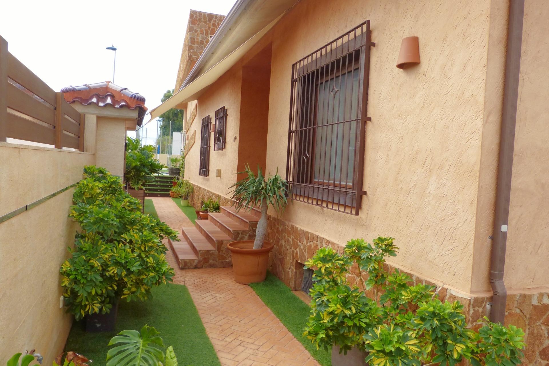 Resale - Villa -
Santiago de la Ribera - San Blas