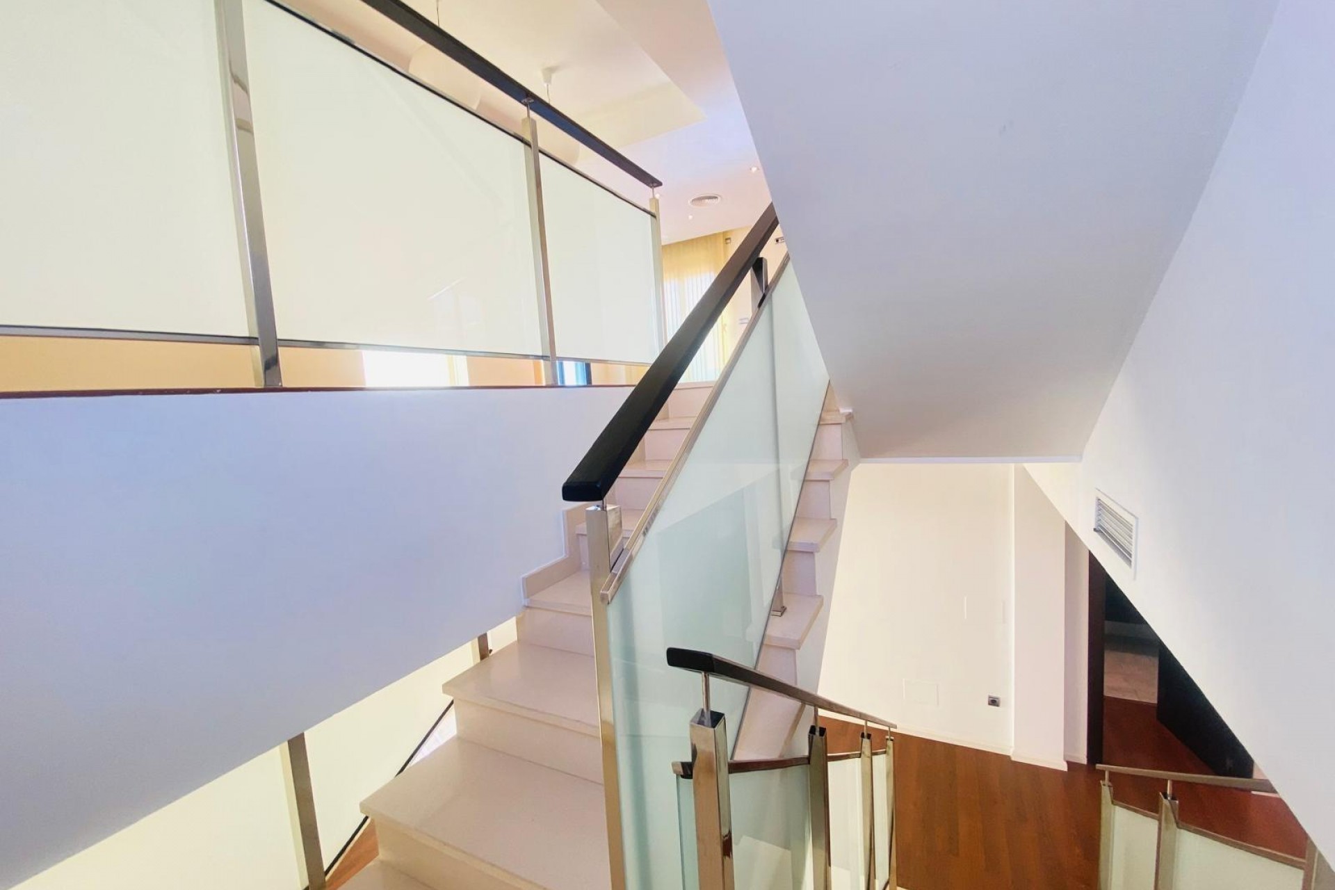 Resale - Villa -
Santiago de la Ribera - San Blas