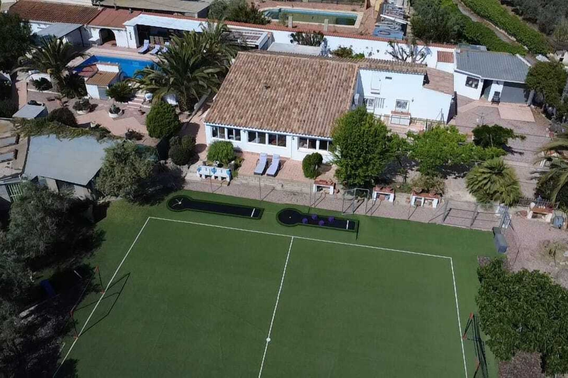 Resale - Villa -
Sax - Inland