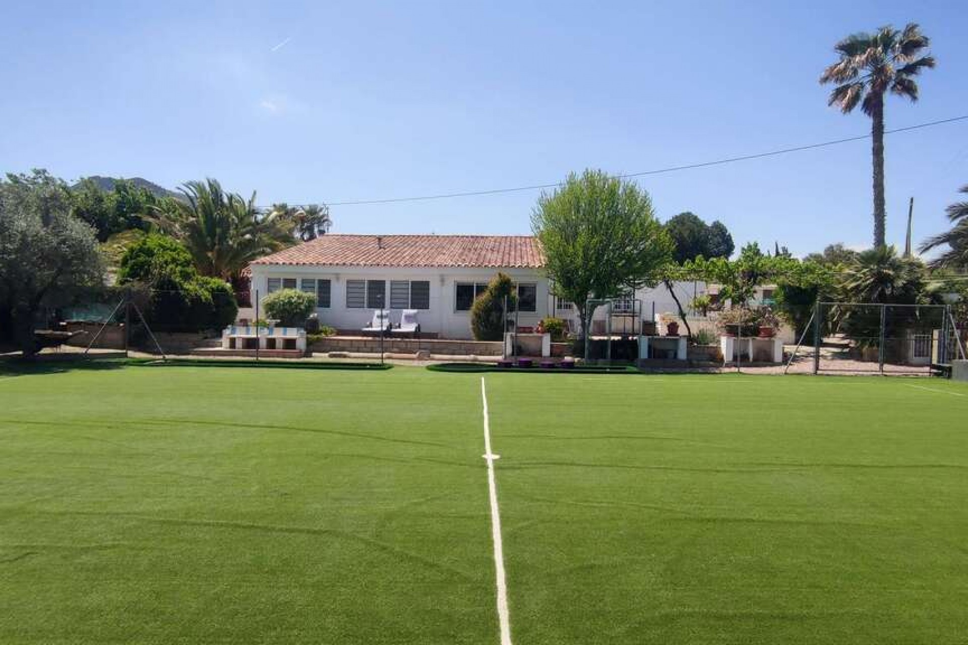 Resale - Villa -
Sax - Inland