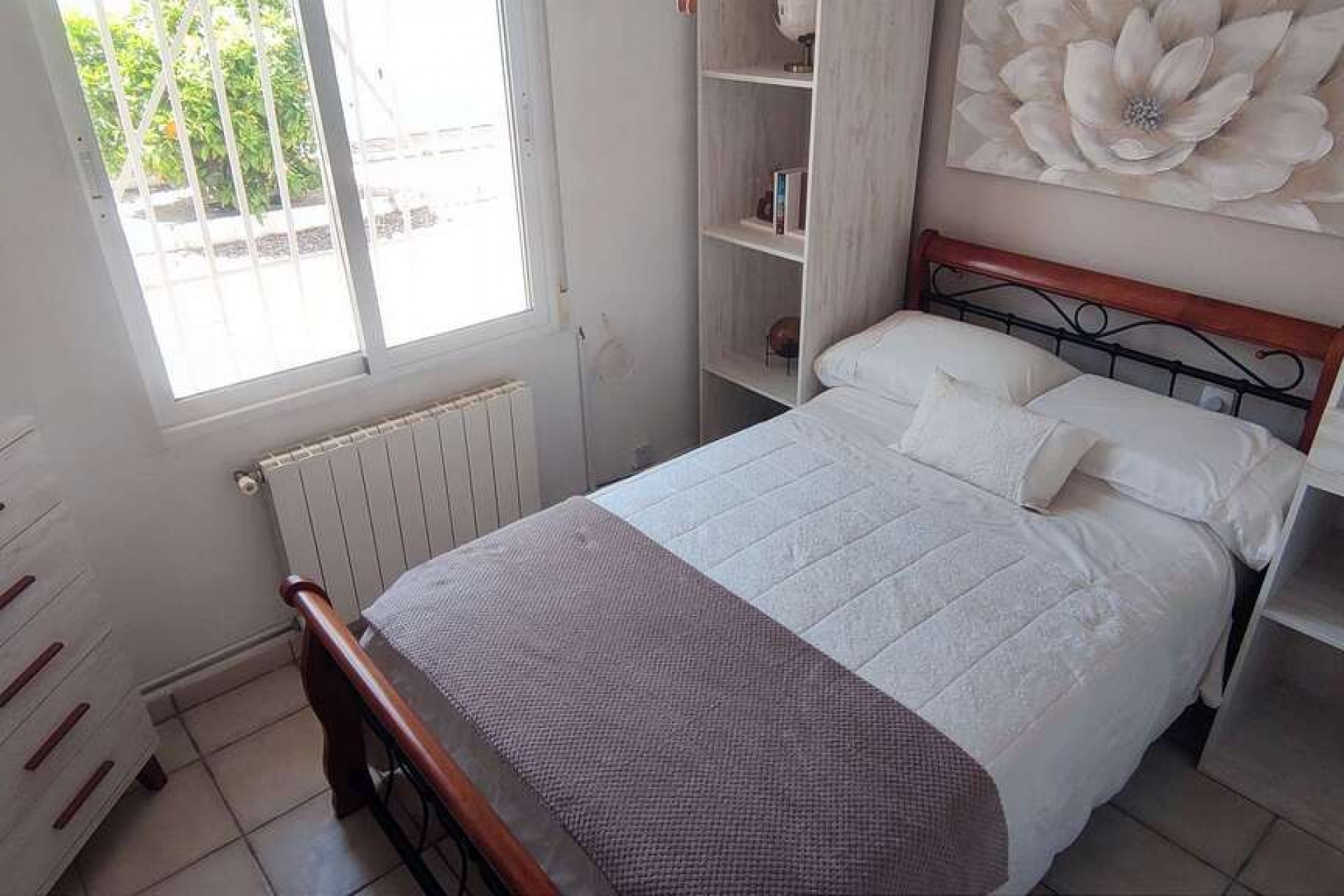 Resale - Villa -
Sax - Inland