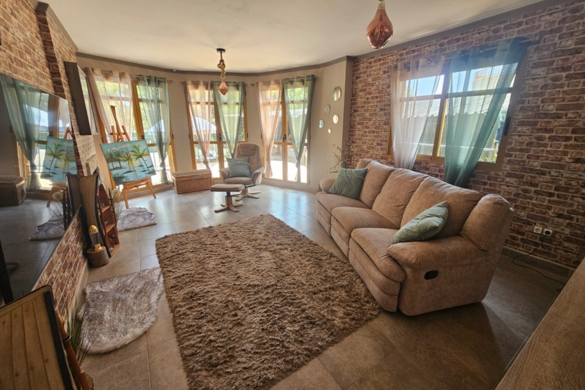 Resale - Villa -
Sierra Cortina - Inland