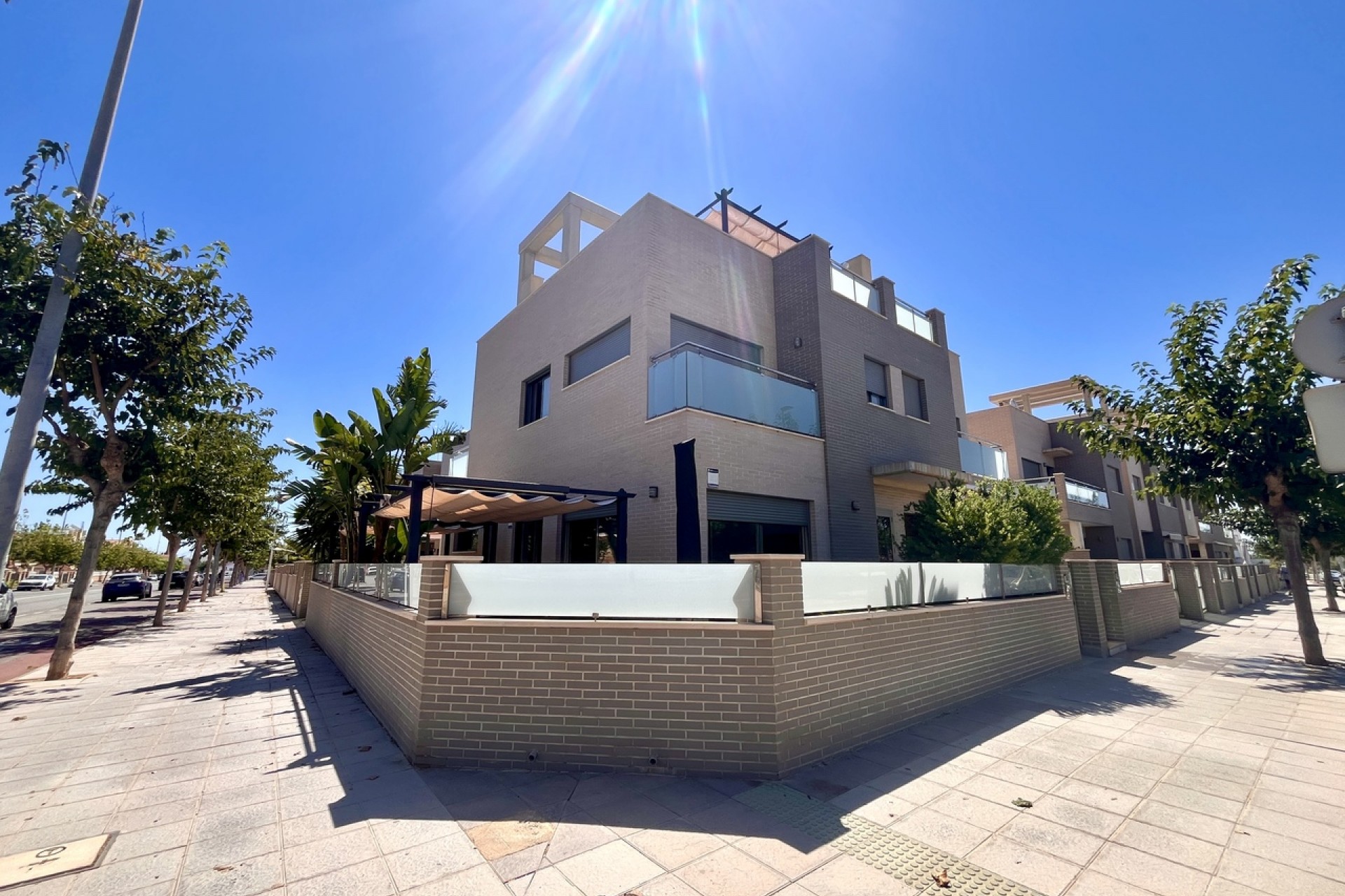 Resale - Villa -
Torre de la Horadada - Costa Blanca
