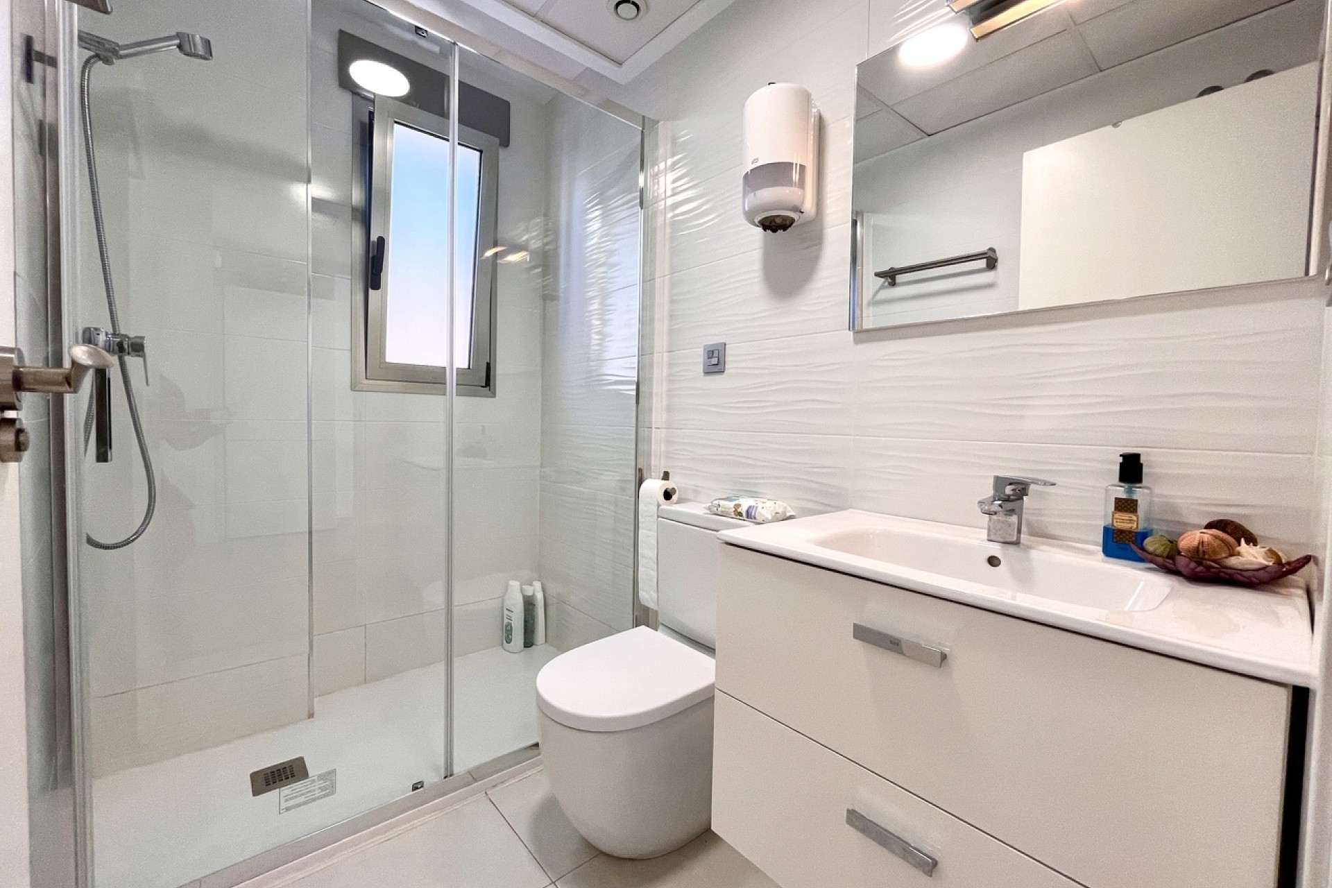 Resale - Villa -
Torre de la Horadada - Costa Blanca