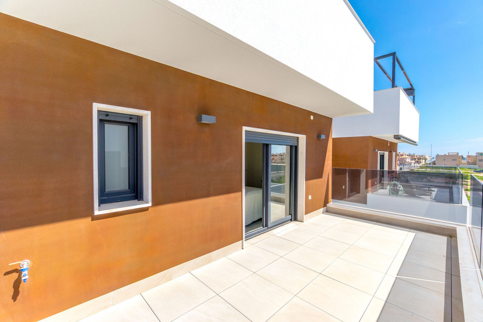 Resale - Villa -
Torre de la Horadada - Costa Blanca
