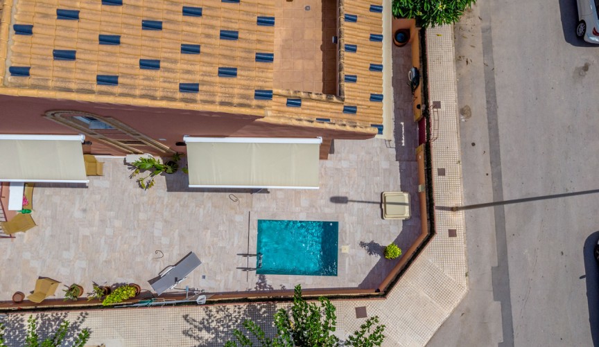 Resale - Villa -
Torre de la Horadada - Costa Blanca