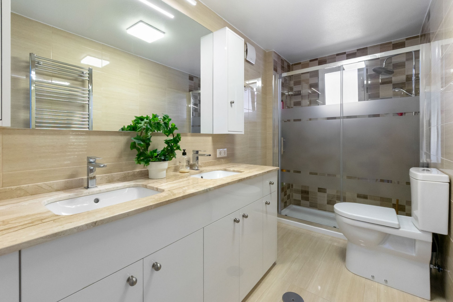 Resale - Villa -
Torre de la Horadada - Costa Blanca