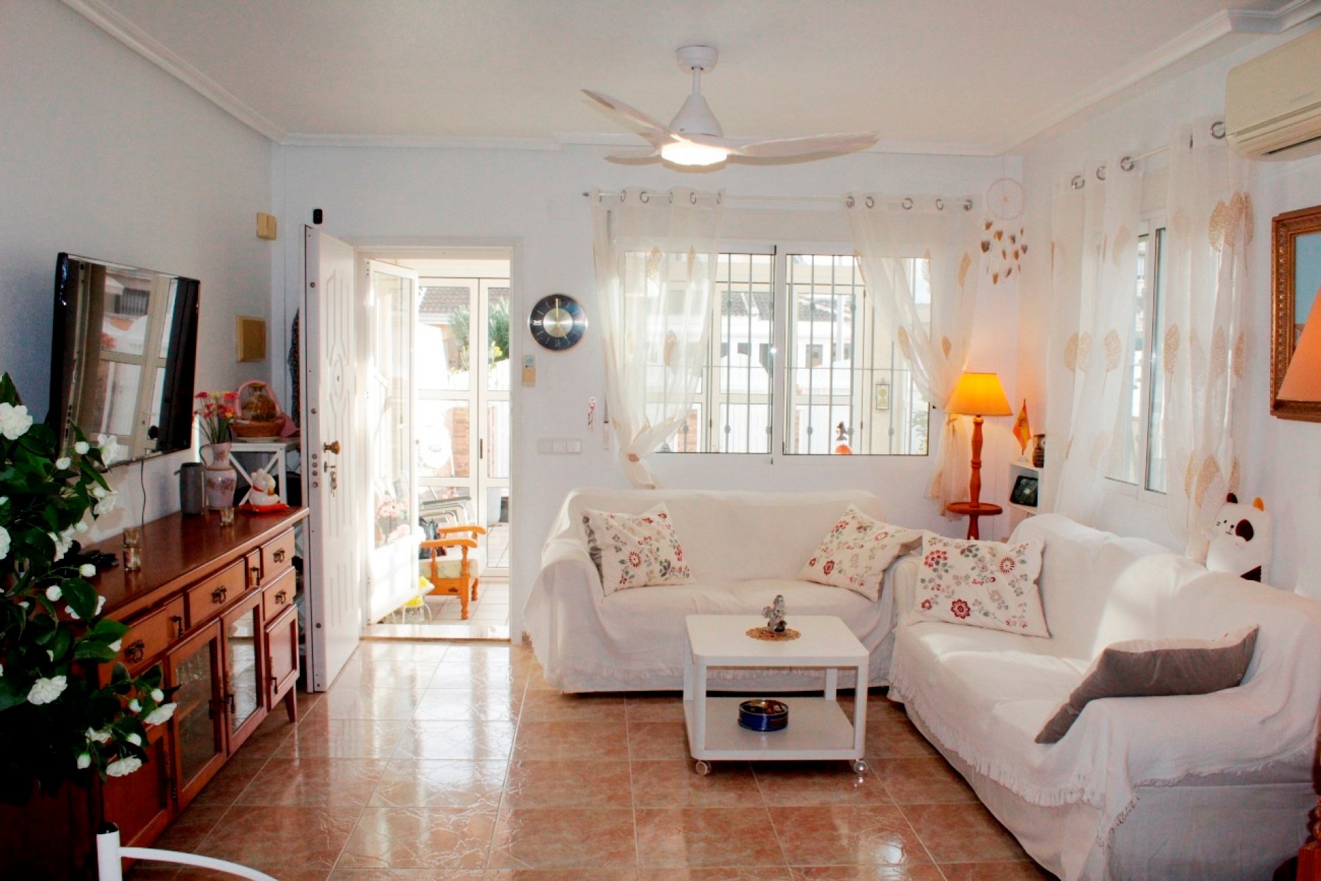 Resale - Villa -
Torre de la Horadada - Costa Blanca