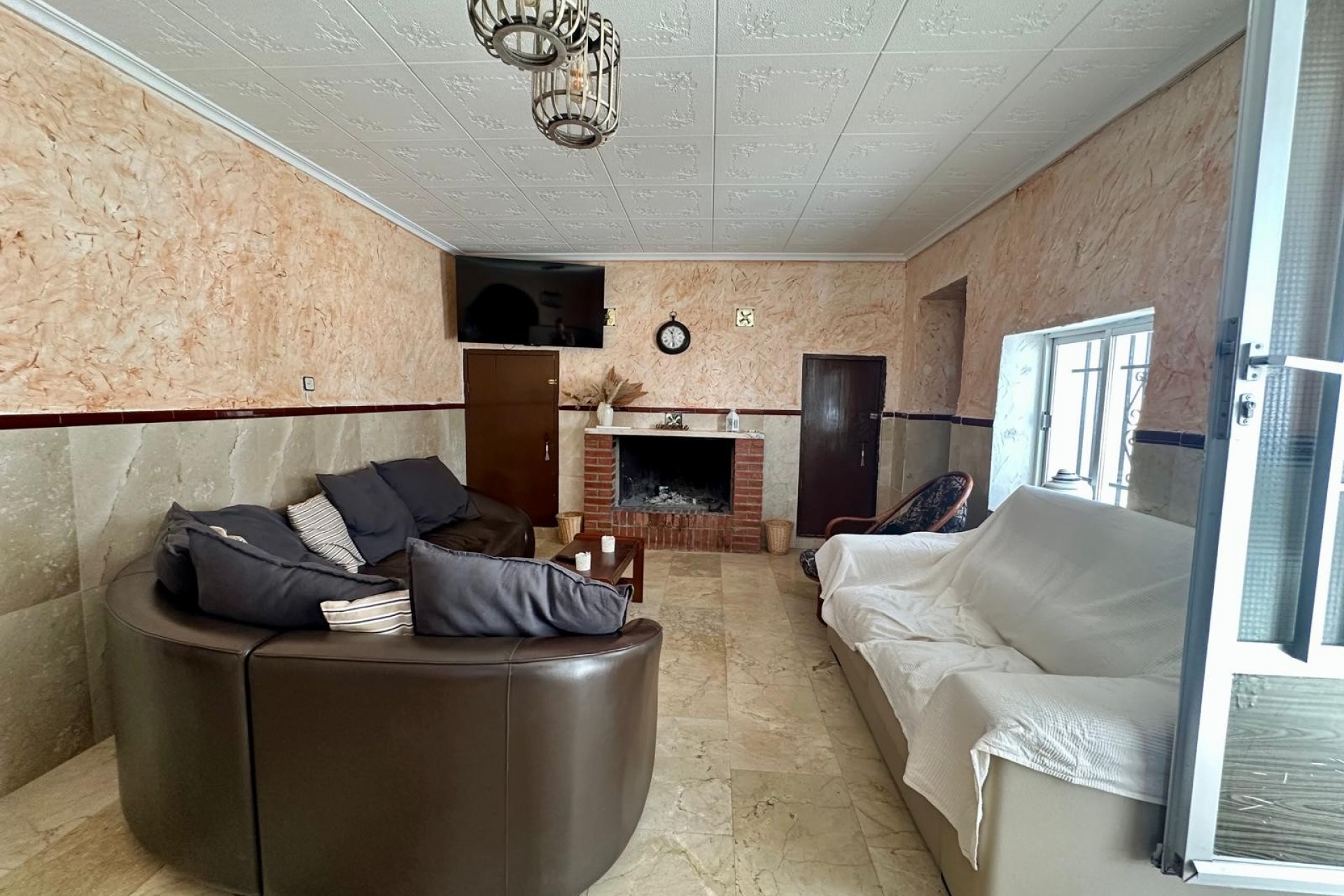 Resale - Villa -
Torre Del Rico - Inland