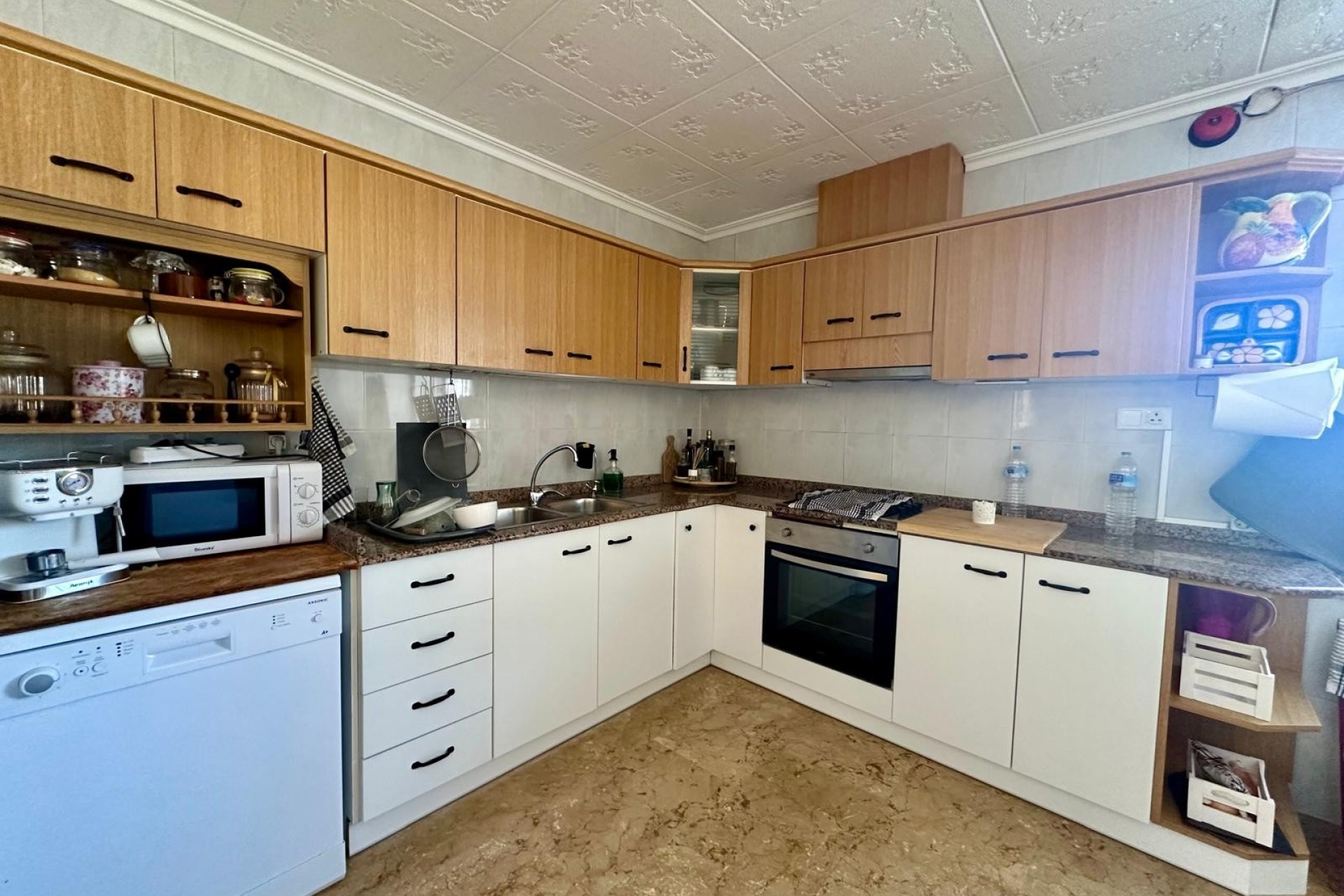 Resale - Villa -
Torre Del Rico - Inland