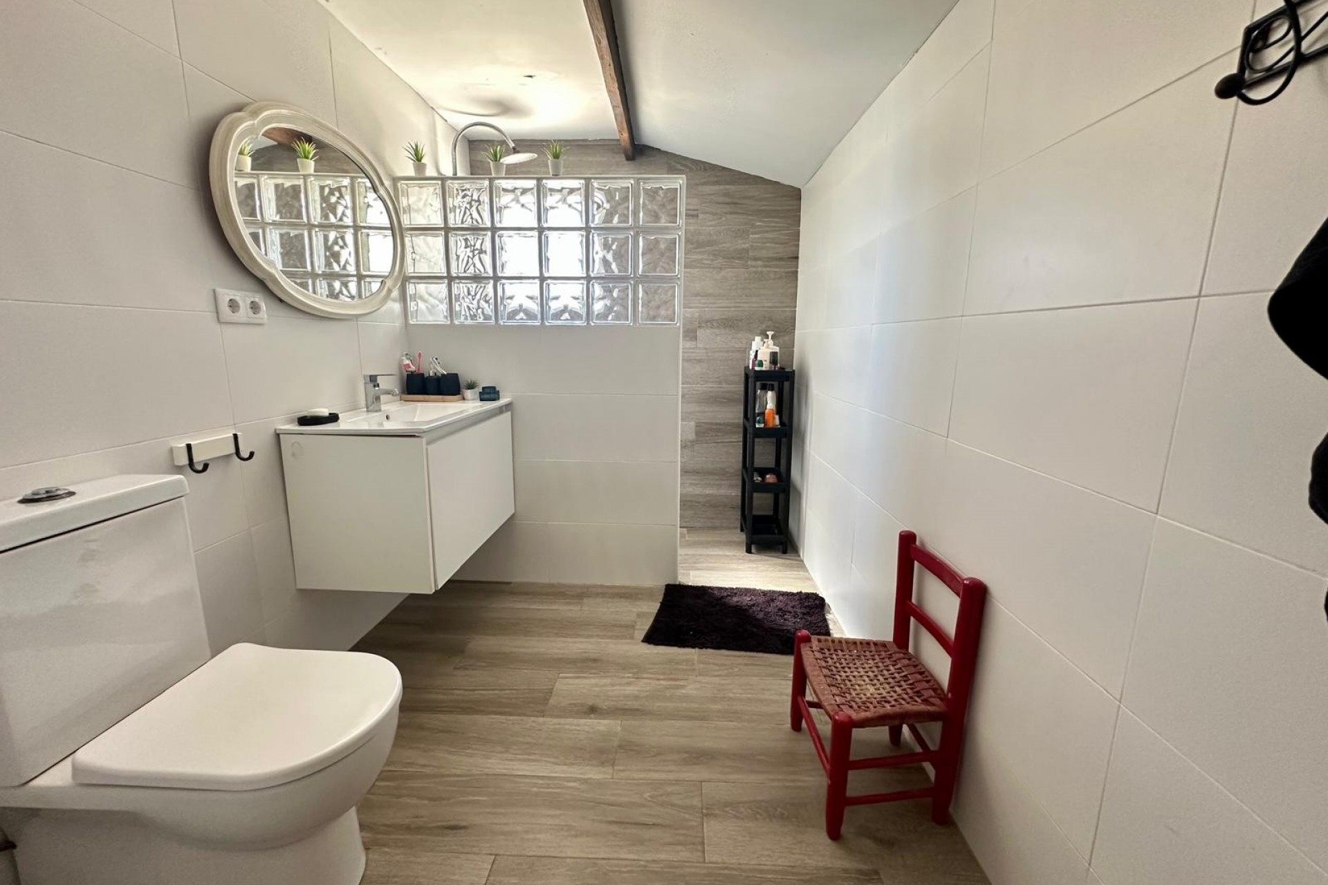 Resale - Villa -
Torre Del Rico - Inland