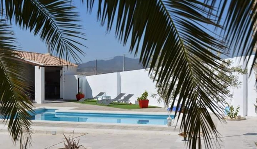 Resale - Villa -
Torre Del Rico - Inland