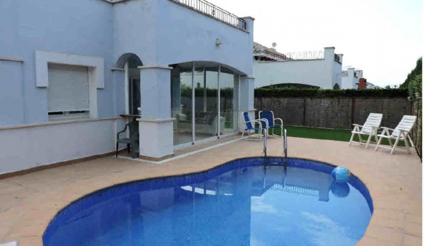 Resale - Villa -
Torre Pacheco - Inland