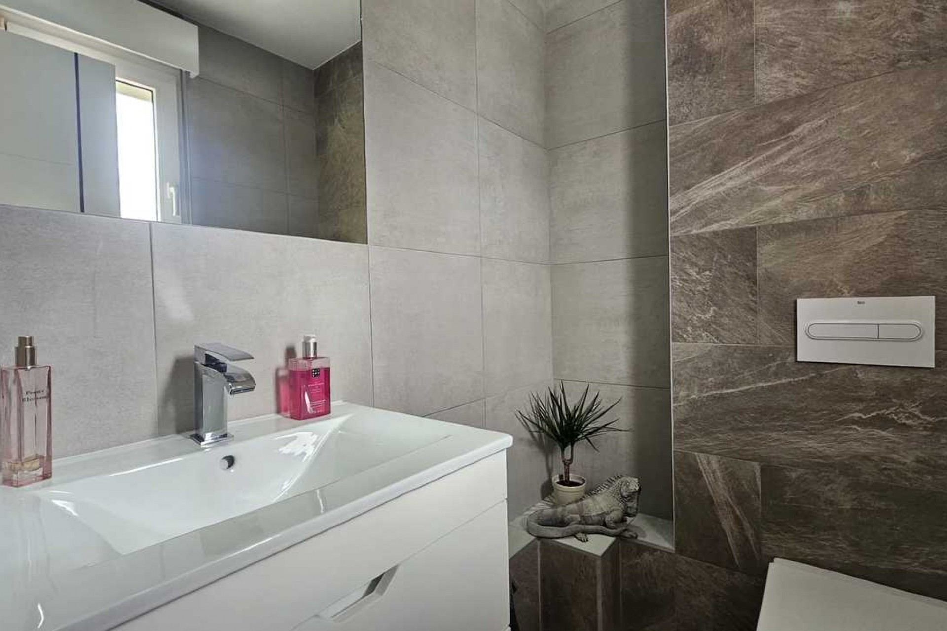 Resale - Villa -
Torremendo - Costa Blanca