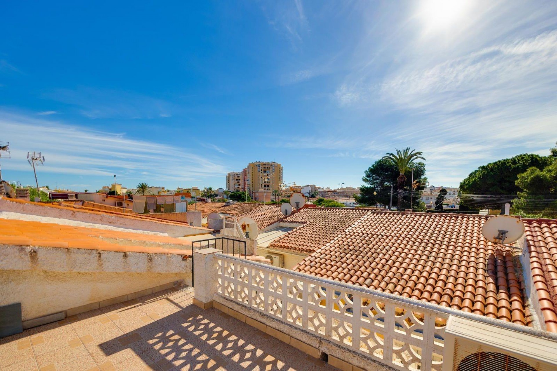 Resale - Villa -
Torrevieja - Calas Blanca