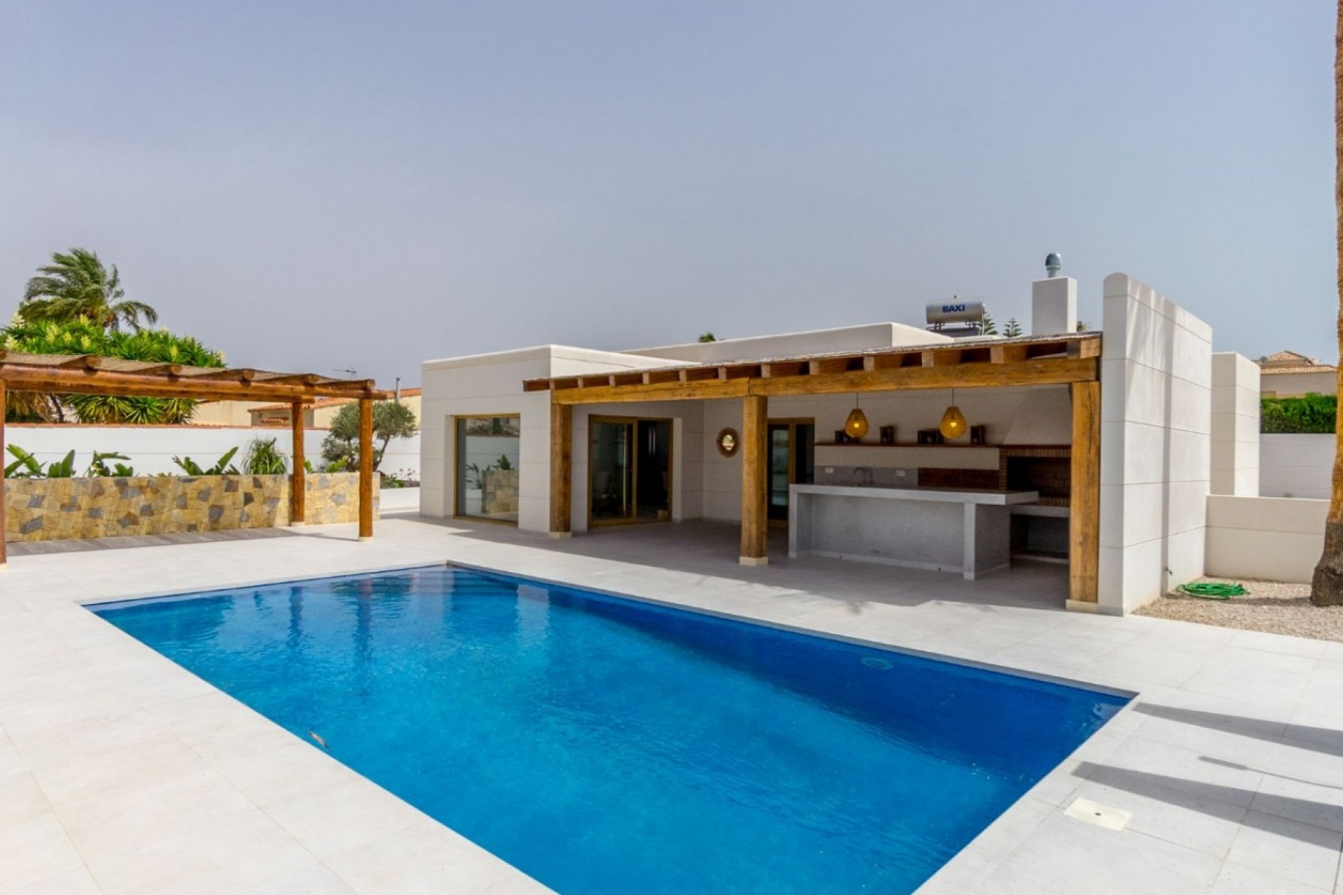 Resale - Villa -
Torrevieja - Costa Blanca