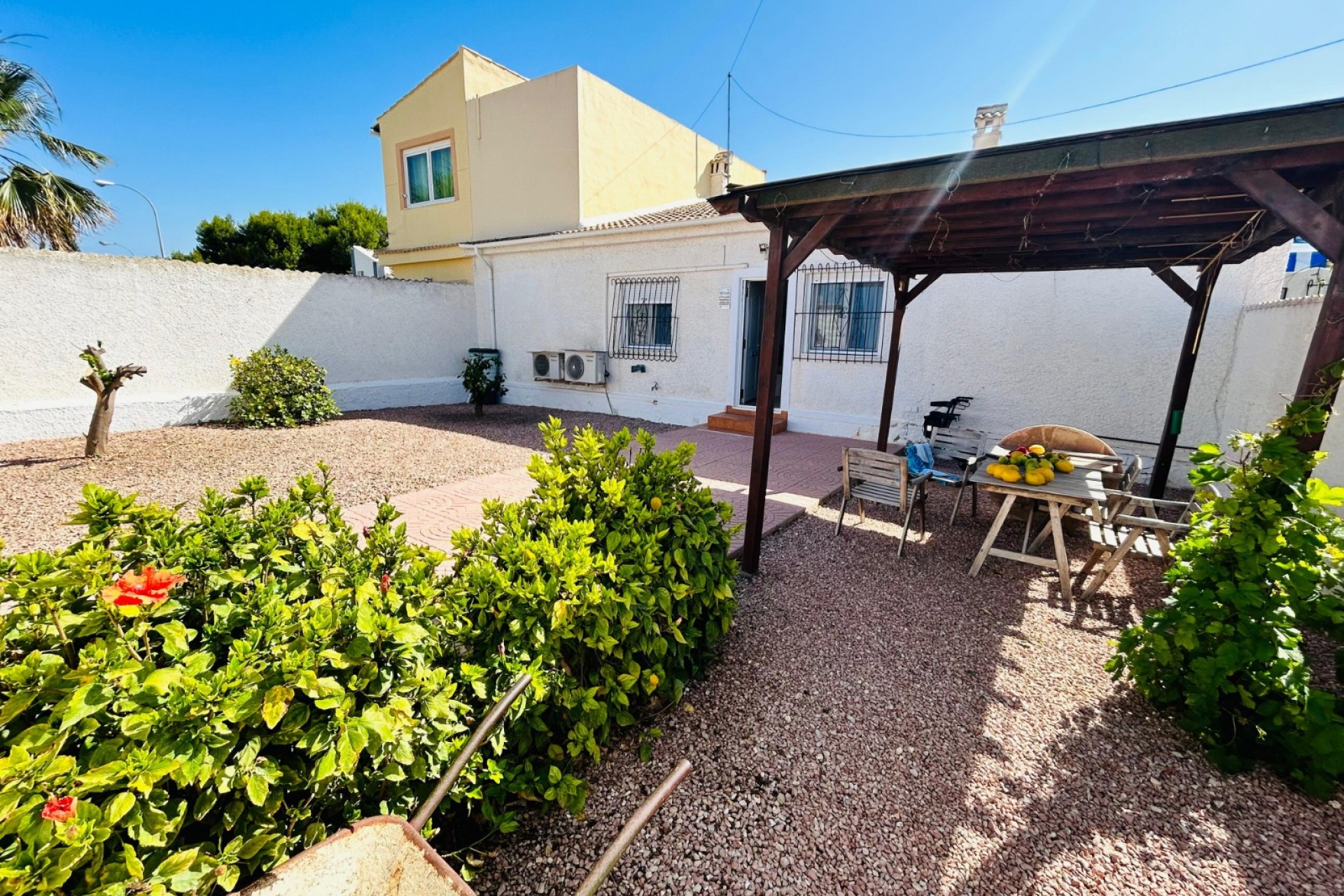 Resale - Villa -
Torrevieja - Costa Blanca