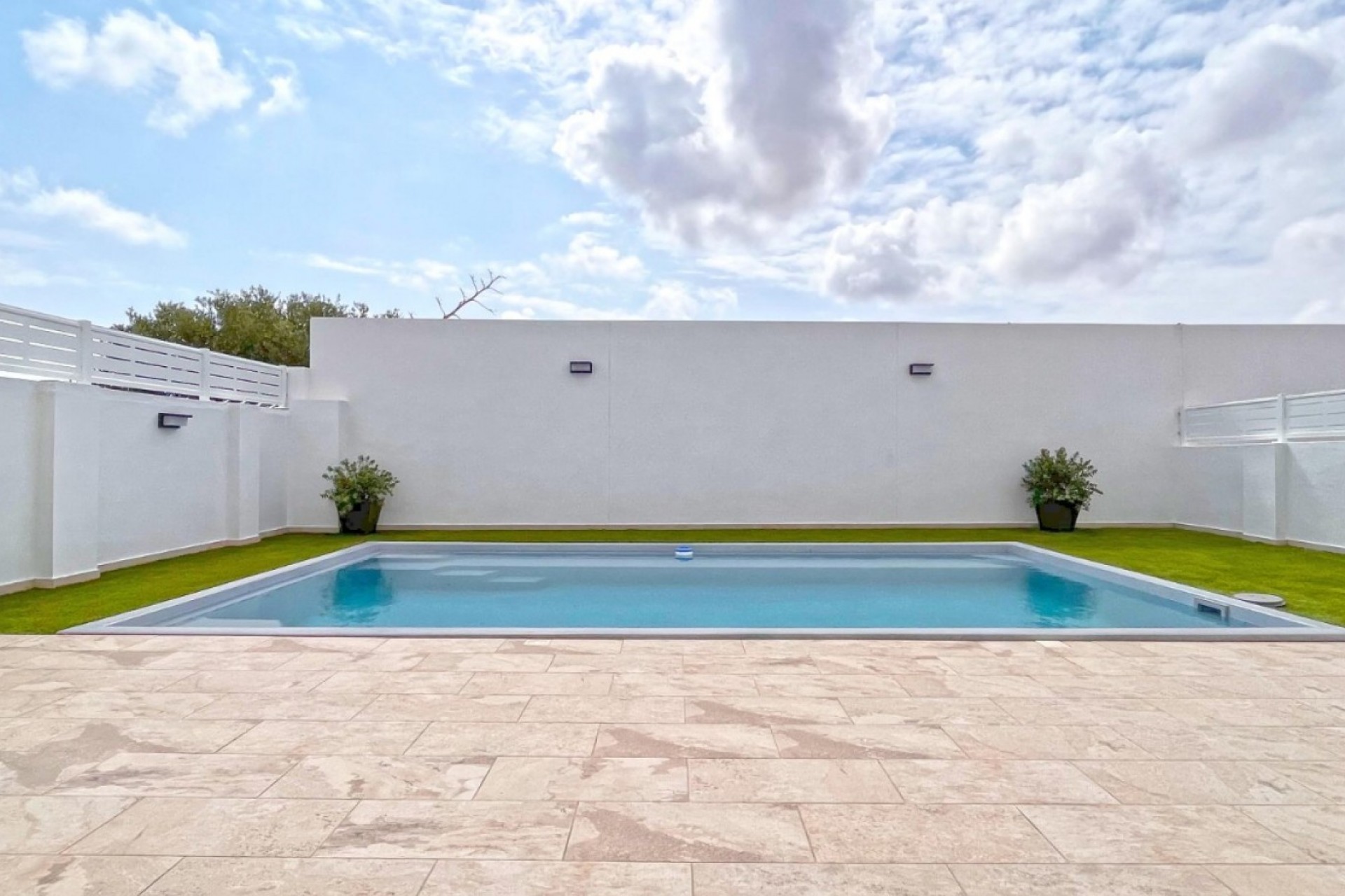 Resale - Villa -
Torrevieja - Costa Blanca