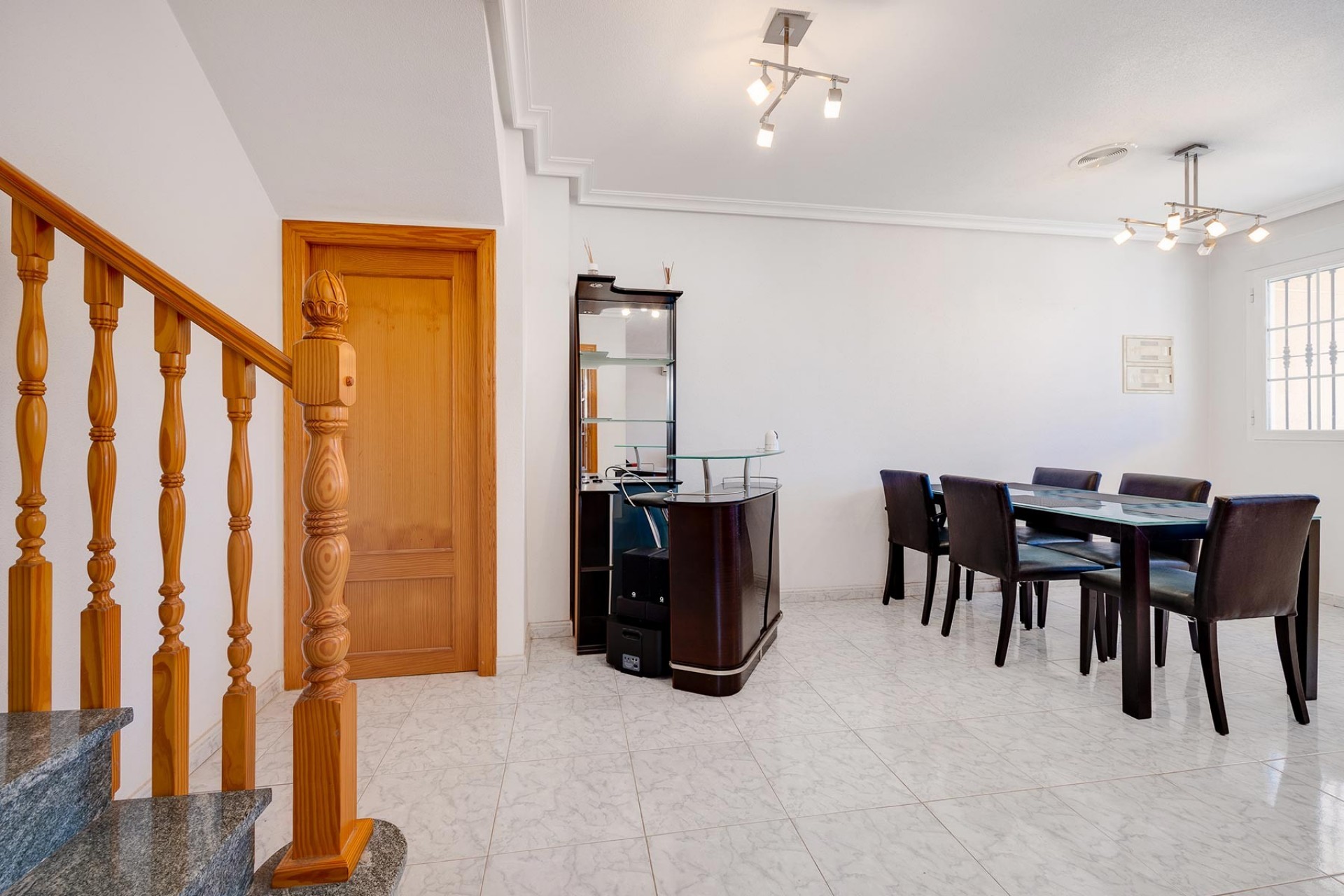 Resale - Villa -
Torrevieja - Costa Blanca