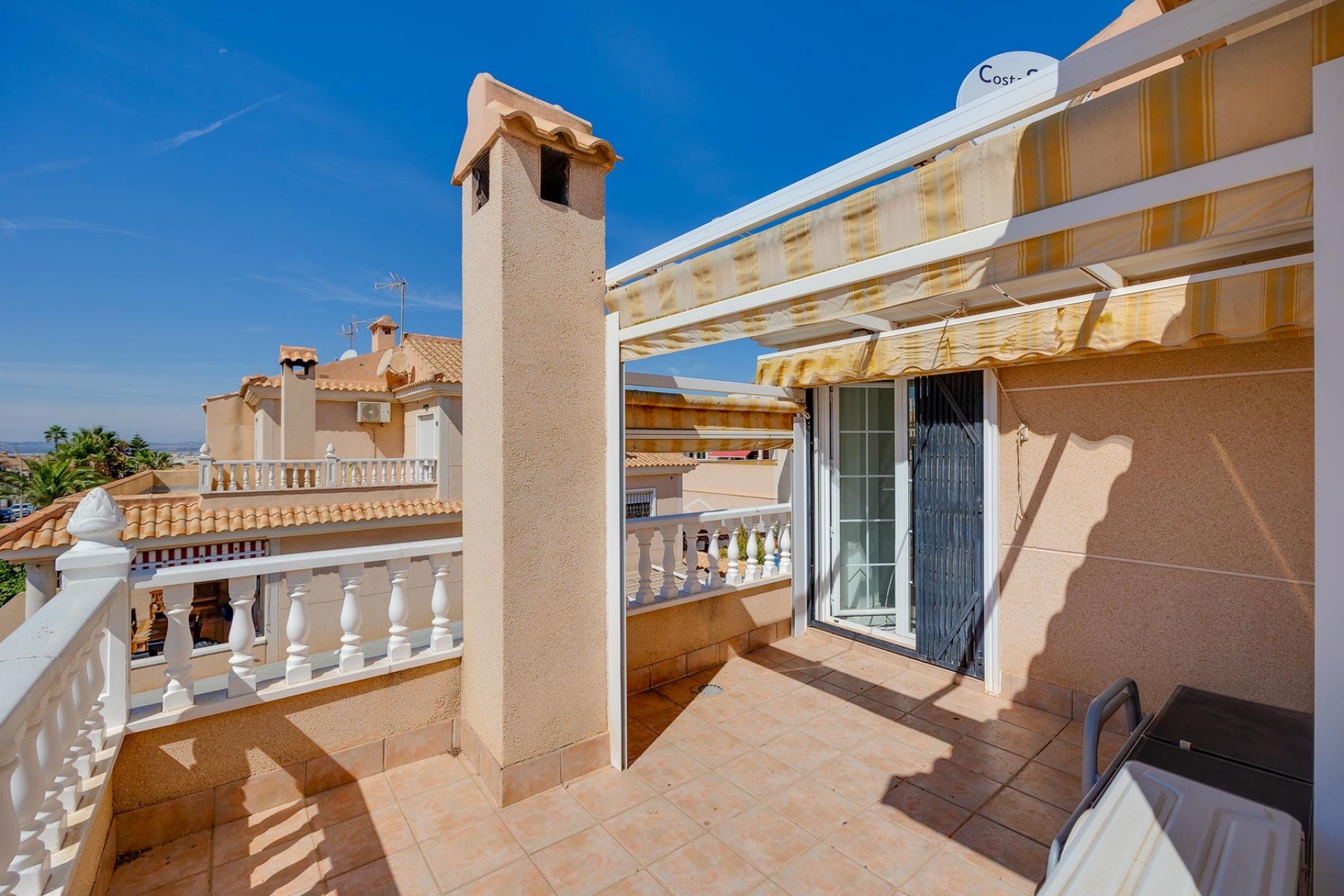 Resale - Villa -
Torrevieja - Costa Blanca