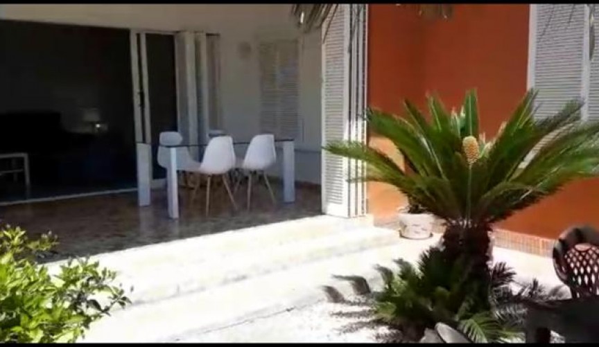 Resale - Villa -
Torrevieja - Costa Blanca