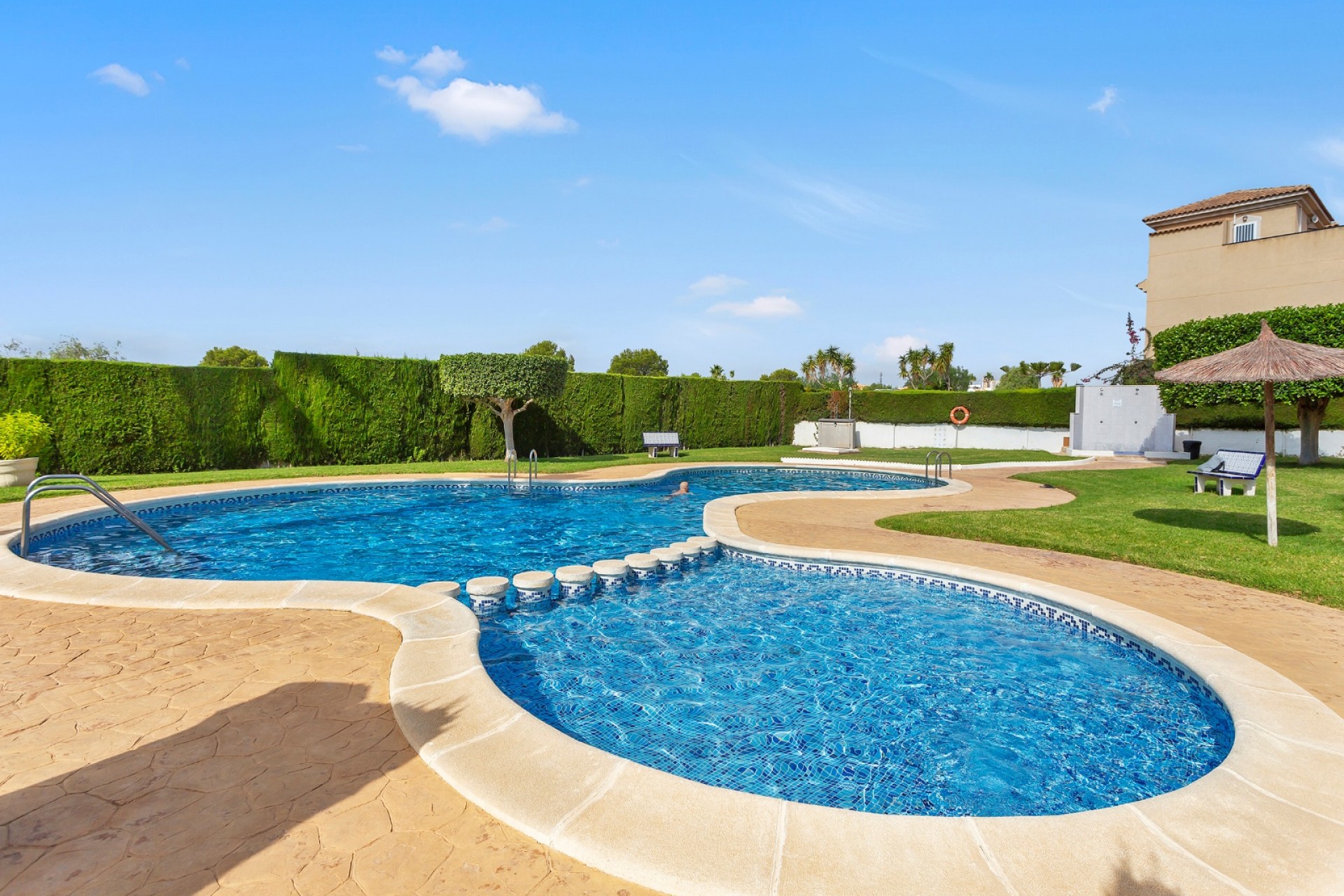 Resale - Villa -
Torrevieja - Costa Blanca